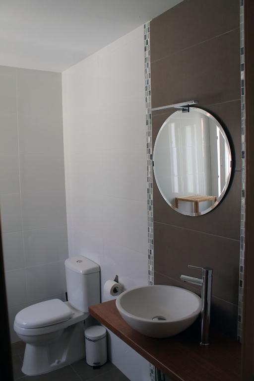 Hostal Montilla Sotogrande Torreguadiaro Exterior photo